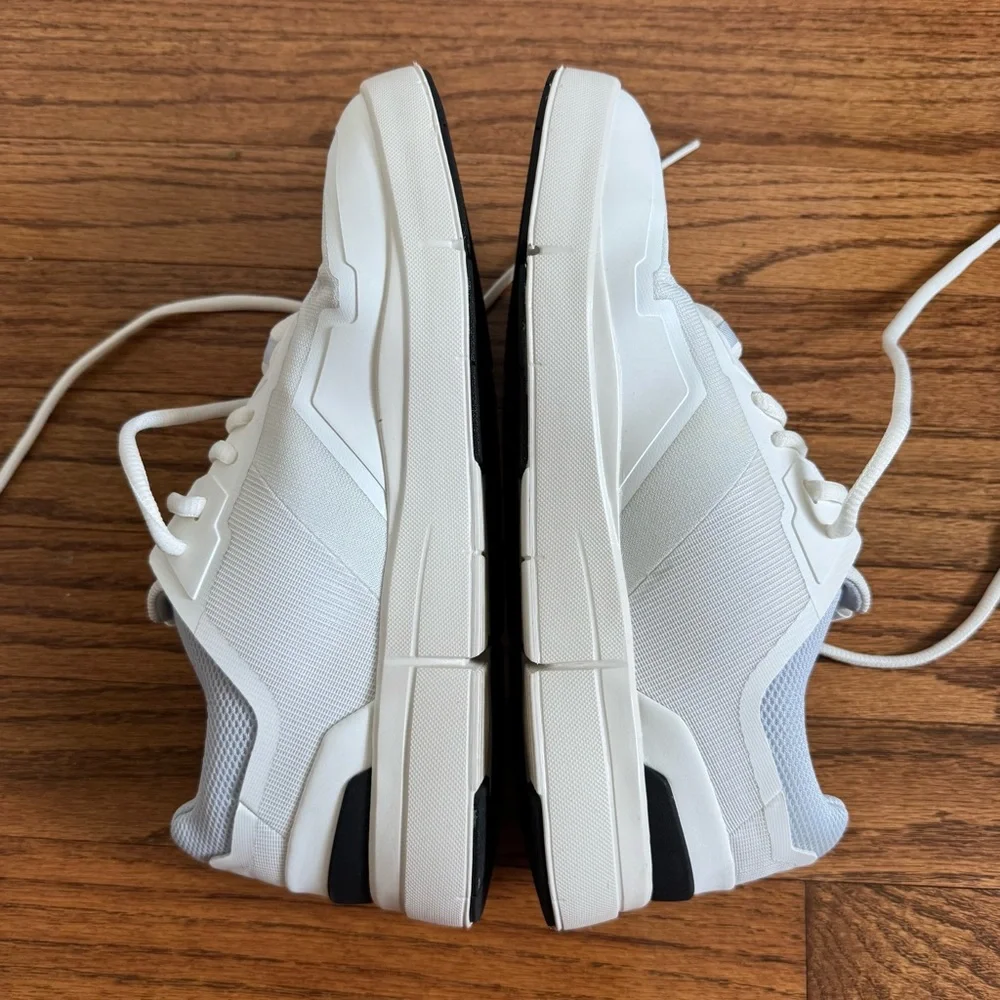 On Running White Sneakers - Picture 3 of 9